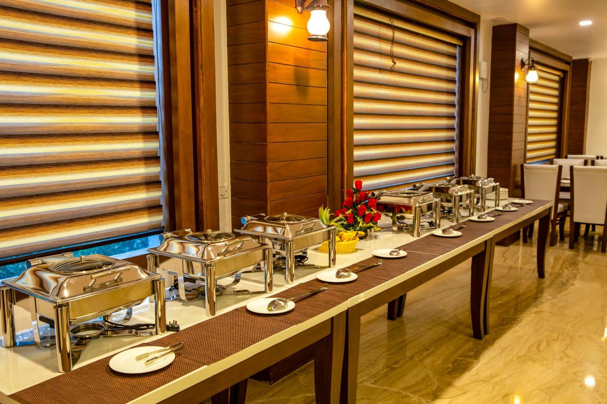 Spree Hotel Agra - Walking Distance To Tajmahal Exterior foto