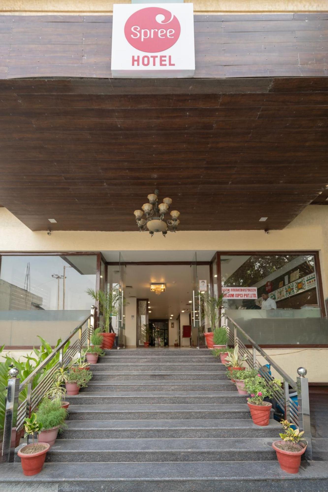 Spree Hotel Agra - Walking Distance To Tajmahal Exterior foto