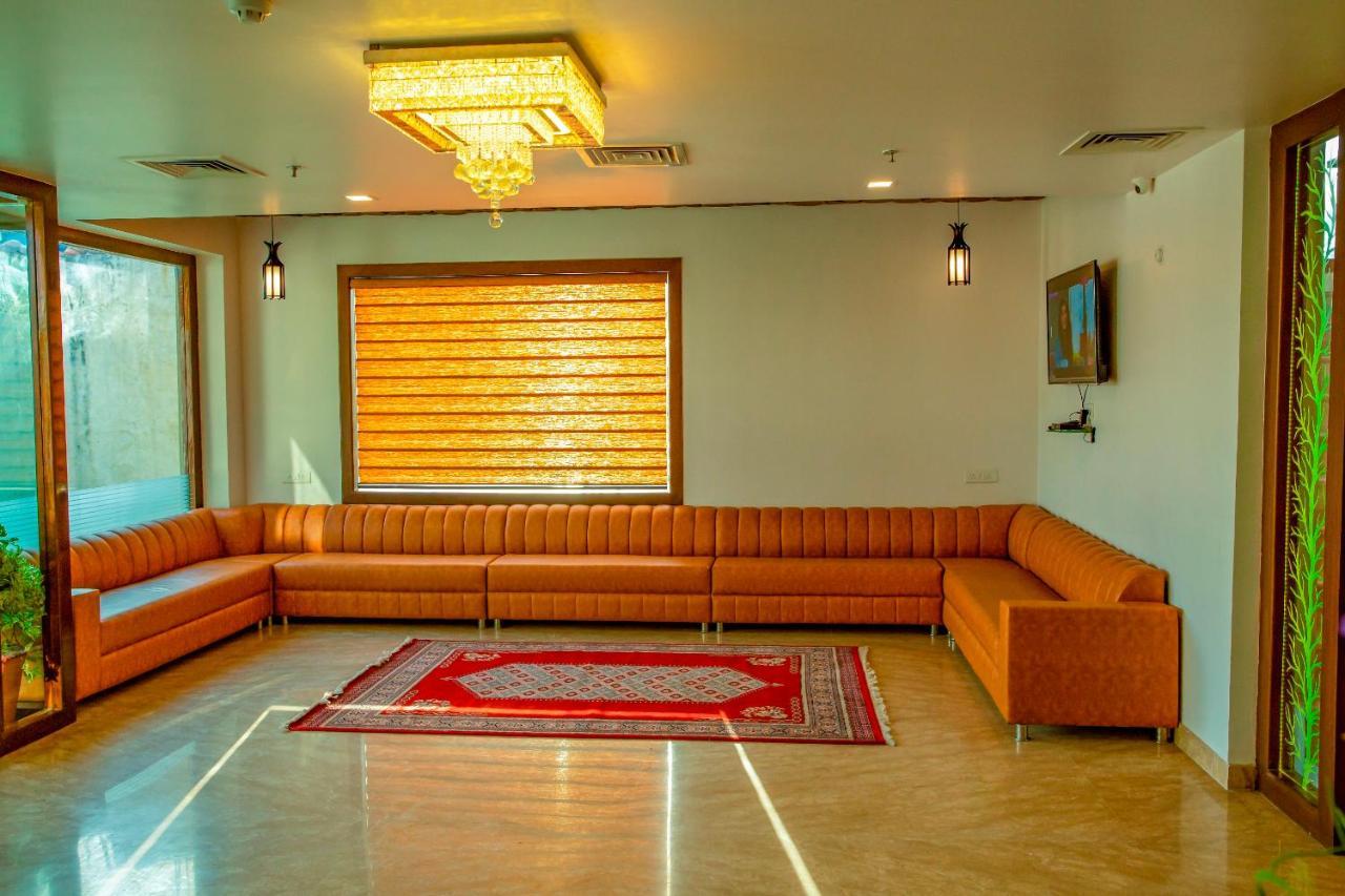 Spree Hotel Agra - Walking Distance To Tajmahal Exterior foto